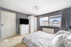 Bedroom - click for photo gallery